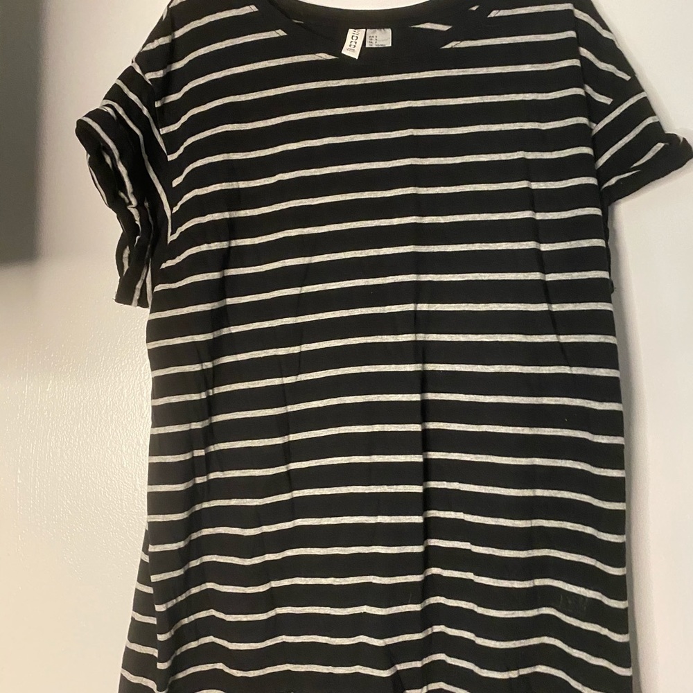 T-shirt dress